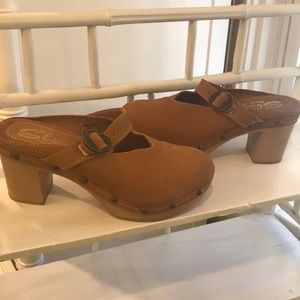 Sbicca Clogs Mules Womens Shoes  Anthropologie
